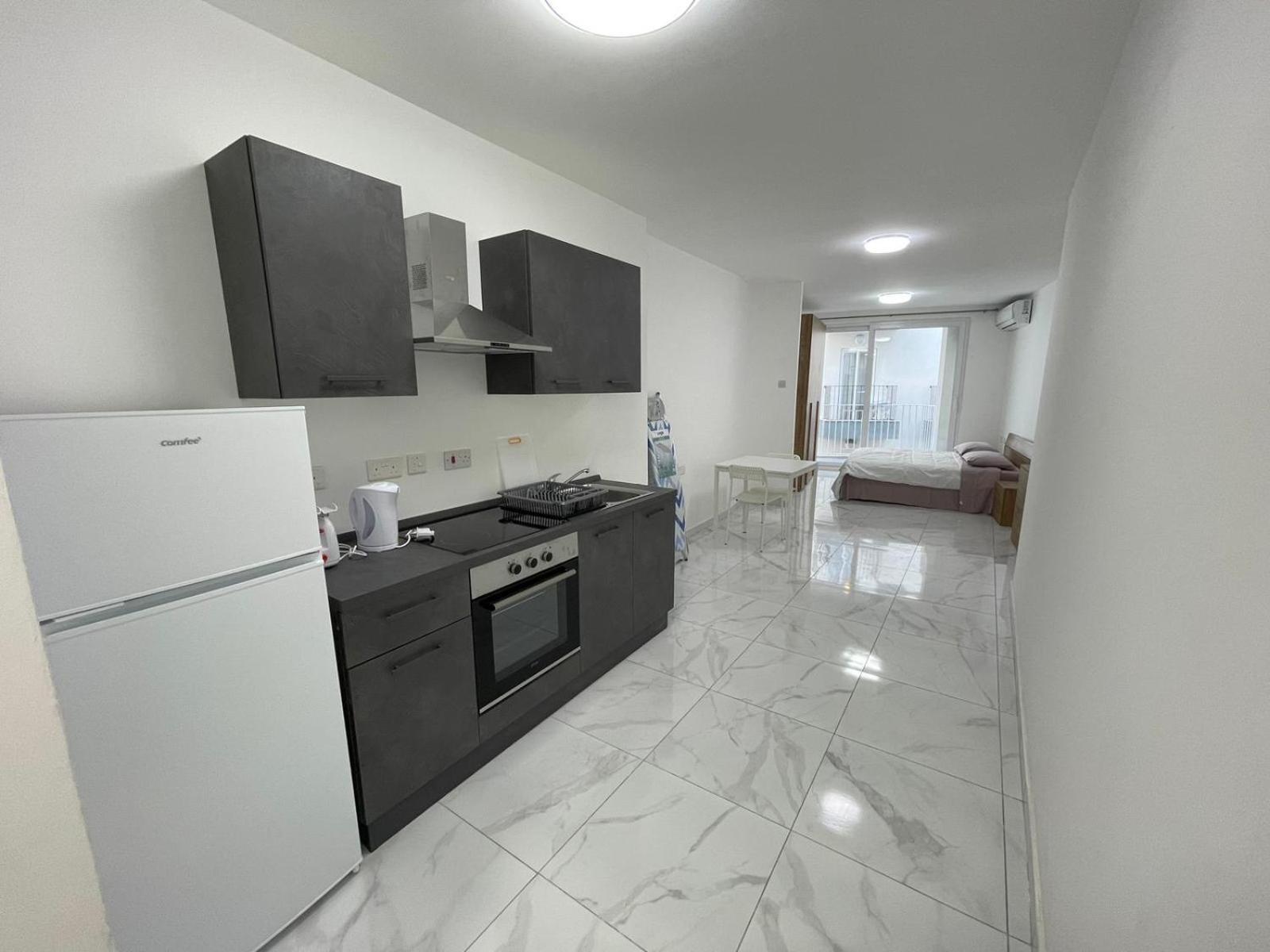 Apartment Vp Studio - Whole - Free Wifi Saint Julian's