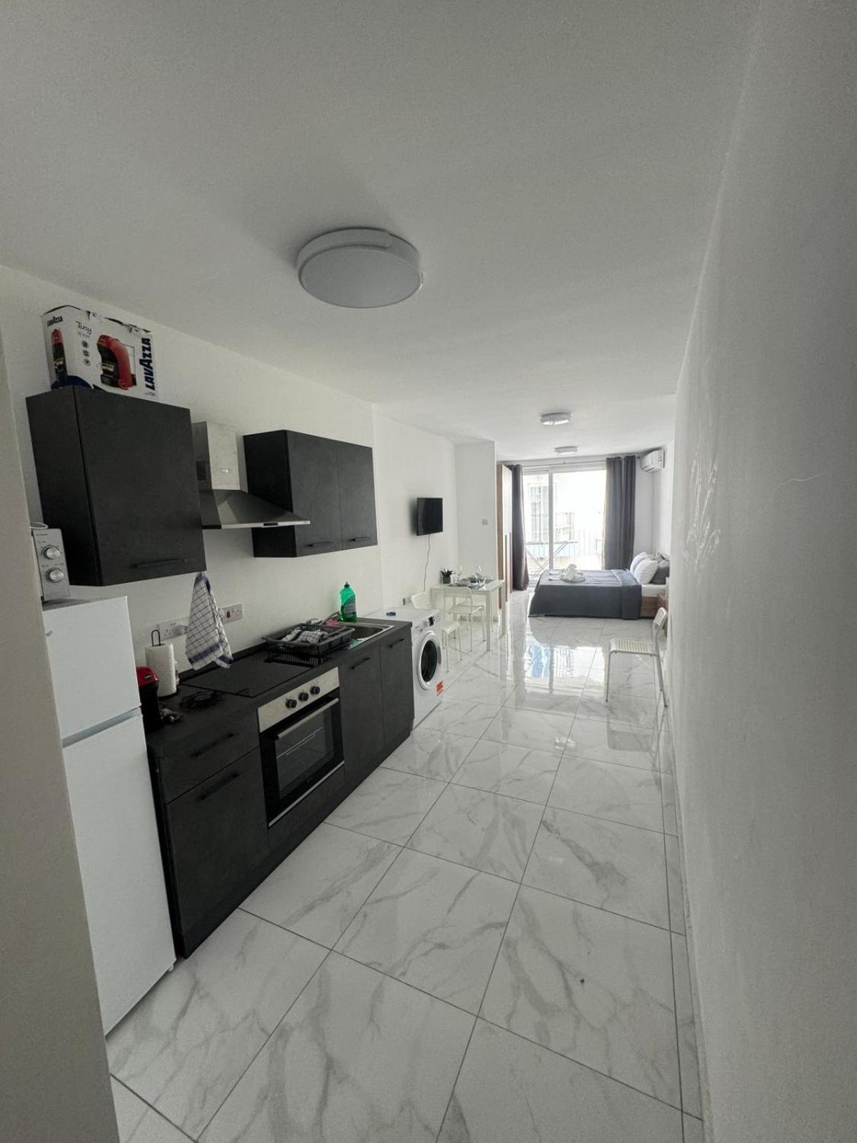 Apartment Vp Studio - Whole - Free Wifi